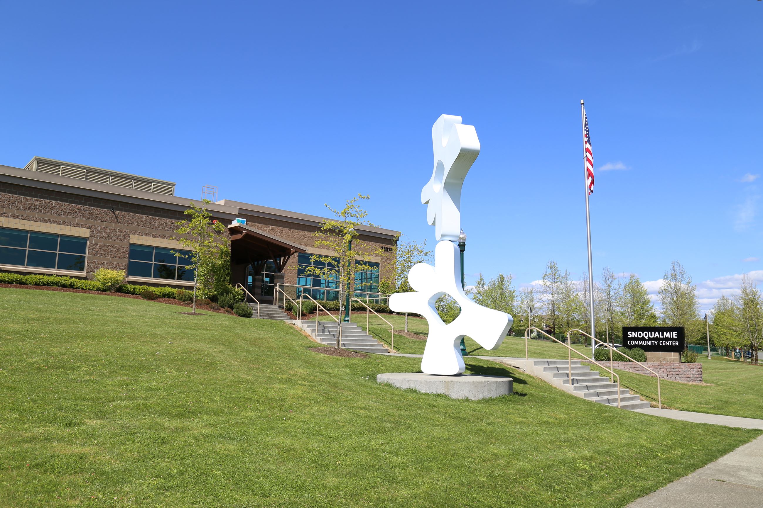 Snoqualmie Valley YMCA with Sculpture