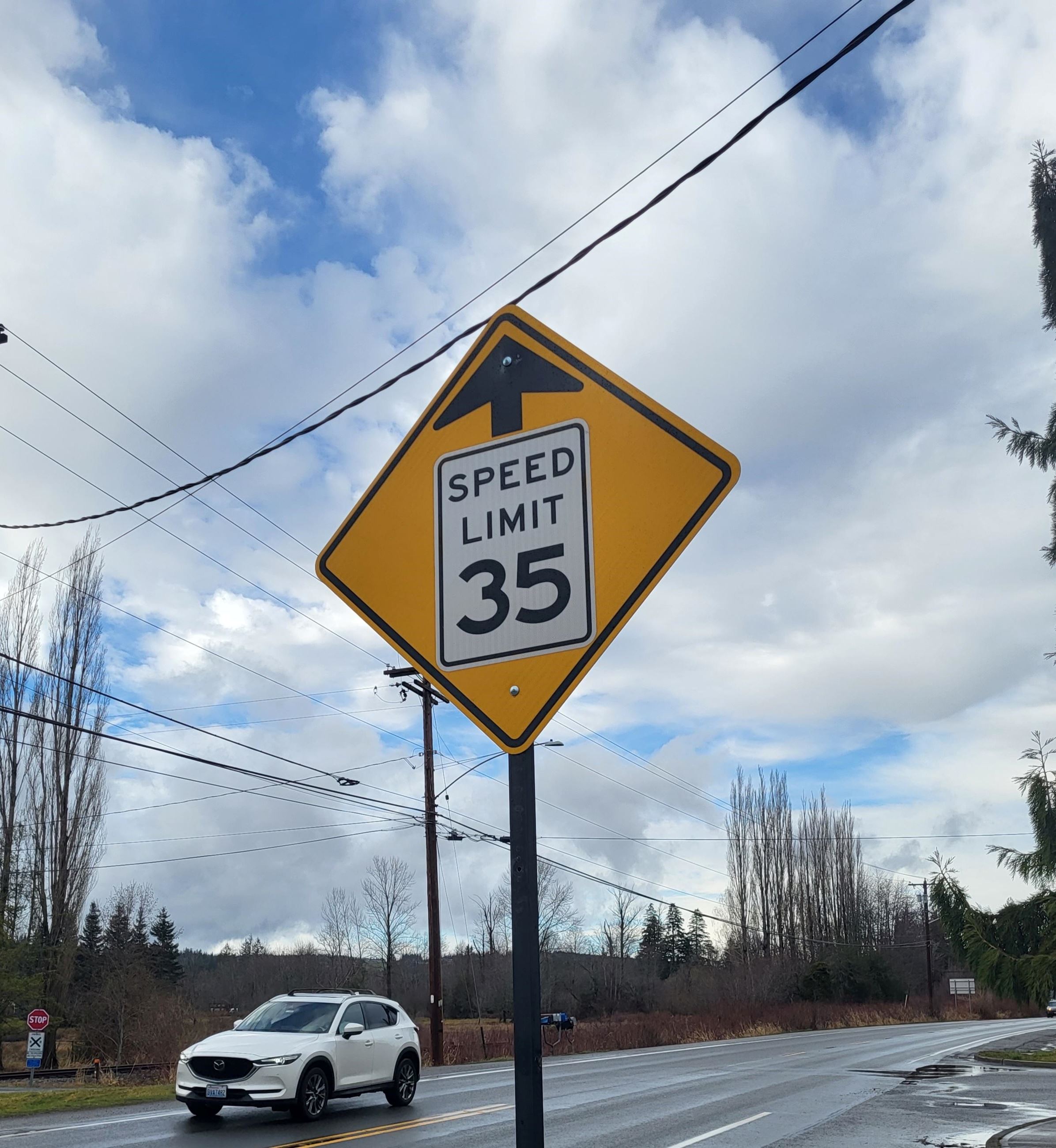 35 mph sign